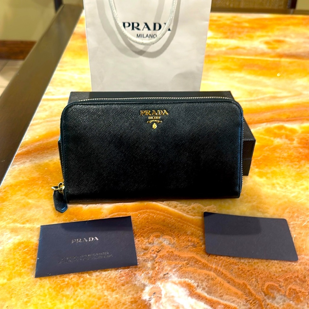 Prada black leather wallet